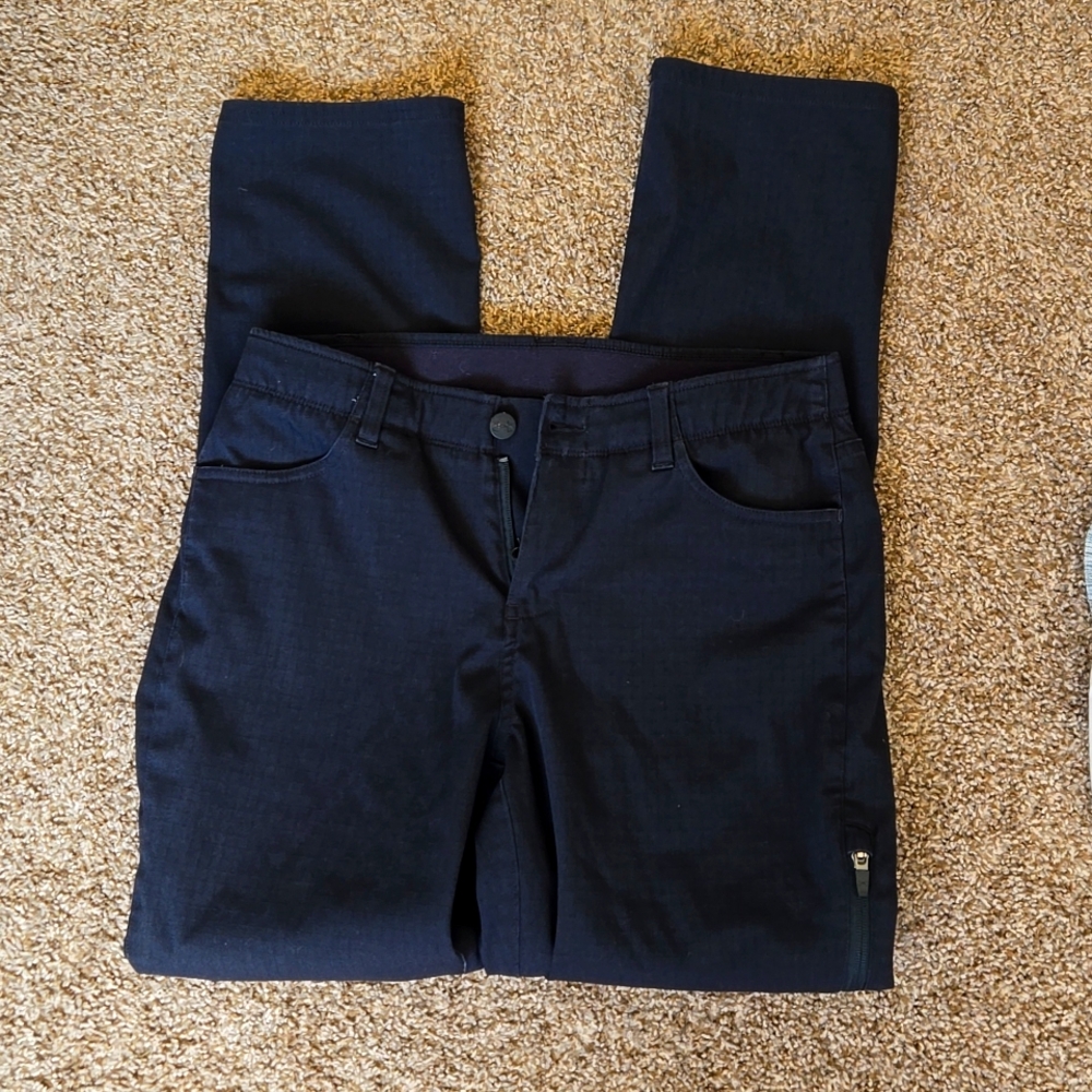 UNDER ARMOUR women's tactical pants.